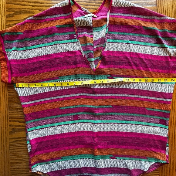 Lush Vibrant Striped short sleeve Vneck Blouse Pink Orange White Size M - Picture 2 of 6